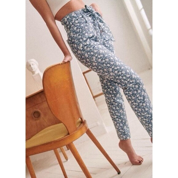 Sézane High-Waist Floral Tapered Jeans FR 34/US 2 Blue White NWT - Picture 3 of 12